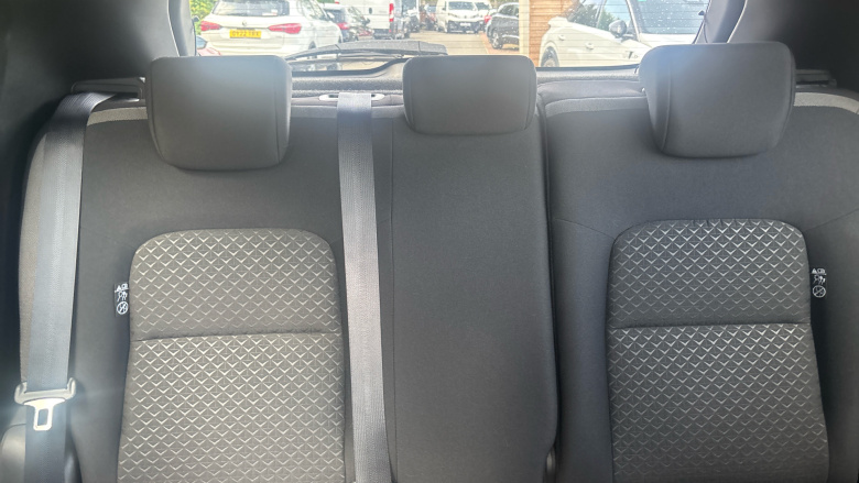 Nissan Juke 1.0 DiG-T 114 N-Connecta 5dr DCT Petrol Hatchback